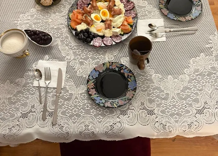 Oda ve Kahvaltı Tatarıv